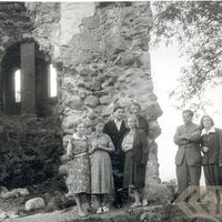 Expedition participants at the Dobele castle ruins