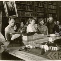 Latvian folklorists at the Tartu University library