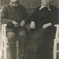 Folklore informant Ilze Miezone with her husband Andrejs