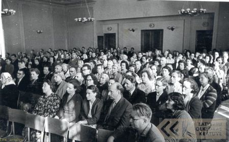 Audience of the conference 