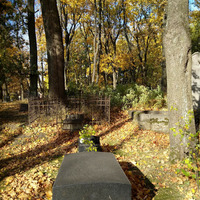 Lapas Mārtiņa kaps. Torņakalna kapi