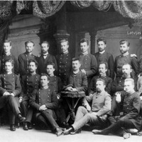 Jānis Jansons, Fricis Roziņš un citi Liepājas Nikolaja ģimnāzijas absolventi