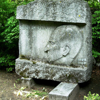 Rakstnieka Friča Rokpeļņa atdusas vieta Raiņa kapos