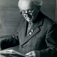 Bibliogrāfs Jānis Tāle
